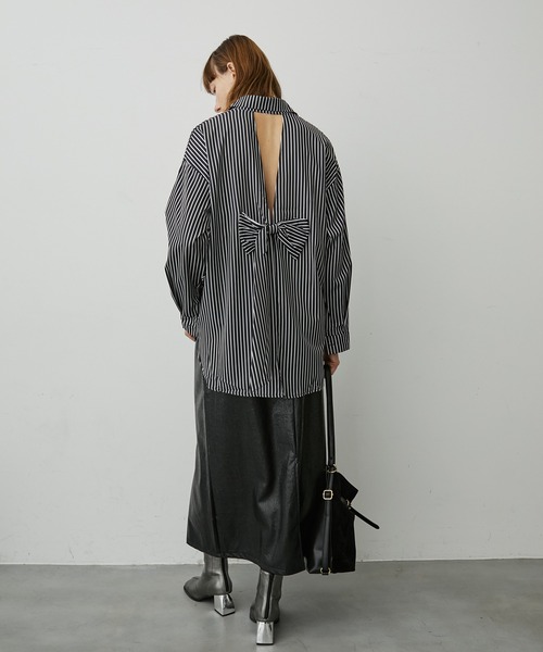 バックオープンリボンオーバーシャツ（シャツ/ブラウス）｜uyu.（ウユ