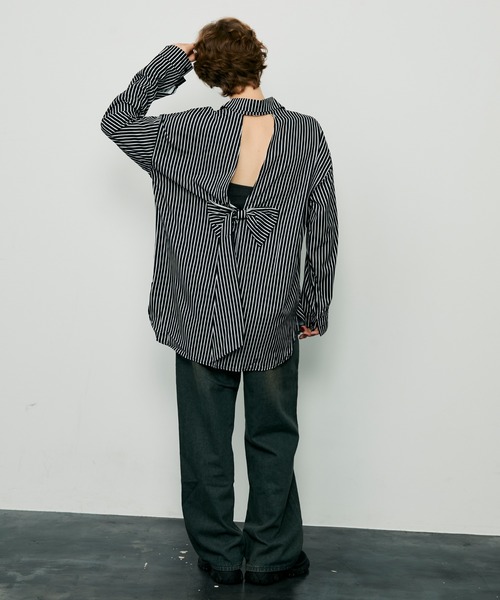 バックオープンリボンオーバーシャツ（シャツ/ブラウス）｜uyu.（ウユ
