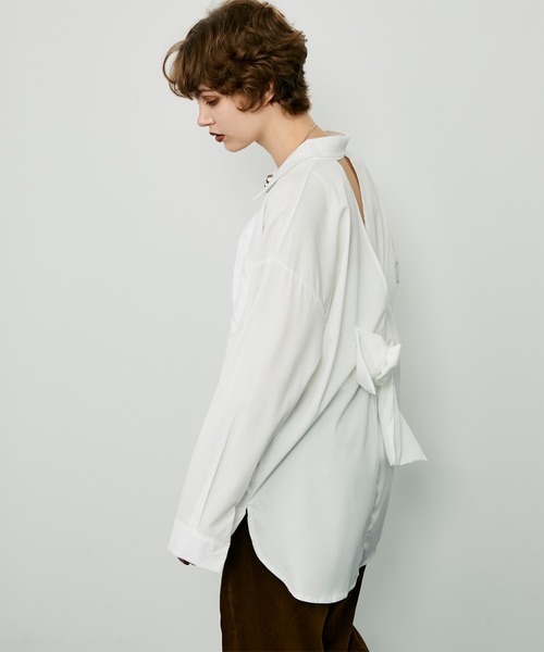 uyu.（ウユ）の「バックオープンリボンオーバーシャツ（シャツ/ブラウス・レディース・ブラック/グレー/ホワイト/ホワイト×ブラック・FREE）」の22枚目の写真