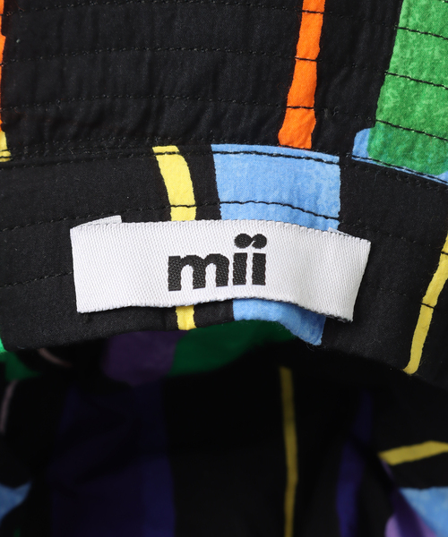 mii(ミー)の「mii (ミイ) ハンドエンブロイダリー カンタ バケットハット 31M(ハット・メンズ・ホワイト/ブラック・FREE)」の4枚目の写真