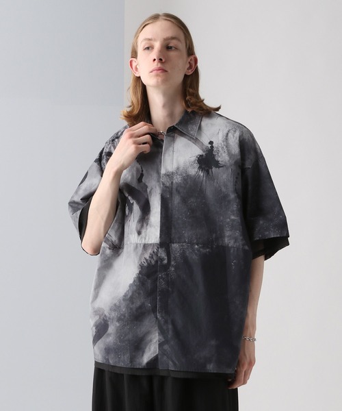 【美品】万美＆CHiNPAN×HARE　バックガラシャツ　グレー　ブラウス HARE（ハレ）の「【万美＆CHiNPAN×HARE】バックガラシャツ(HARE