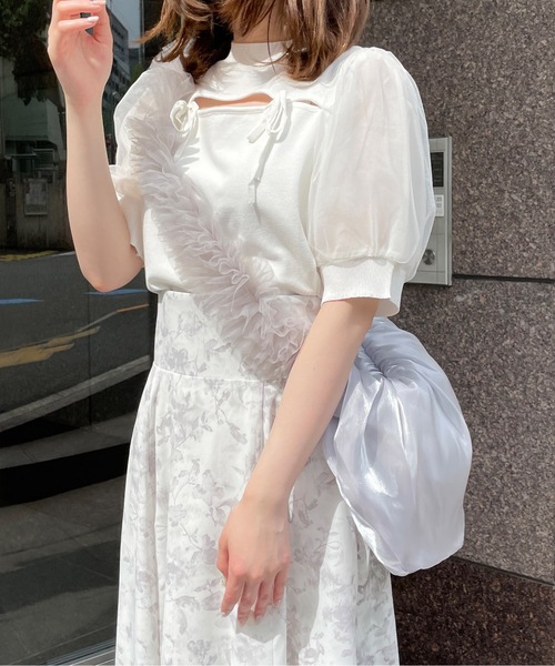 TORTE（トルテ）の「フロント開きダブルリボントップス（ニット/セーター・レディース・ホワイト/ブラック/レッド/ブルー・FREE）」の10枚目の写真