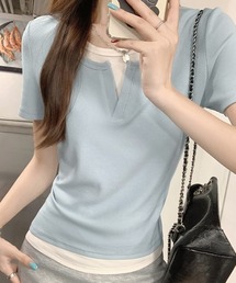キーネックレイヤード風Tシャツ