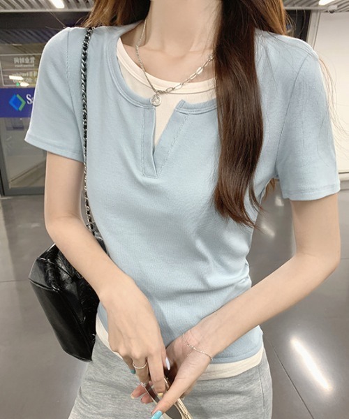 deux amour(ドゥーザムール)の「キーネックレイヤード風Tシャツ(Tシャツ/カットソー・レディース・ブルー/グレー/ブラック・FREE)」の18枚目の写真