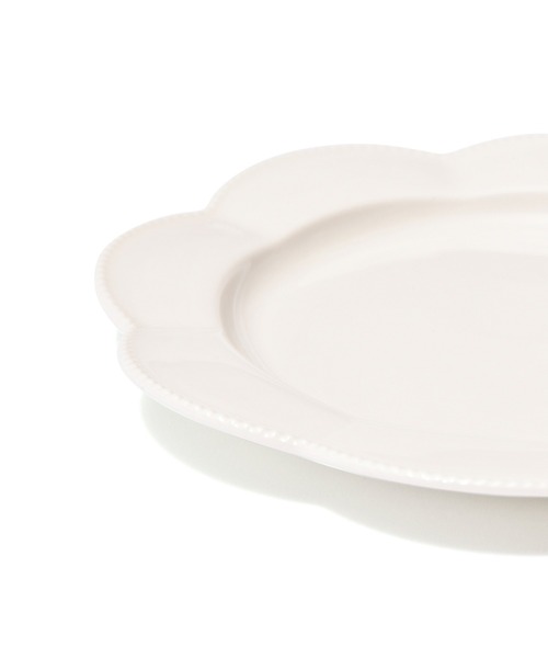 Francfranc(フランフラン)の「ブランシェ プレート S フラワー ホワイト(食器・レディース・ホワイト・FREE)」の4枚目の写真