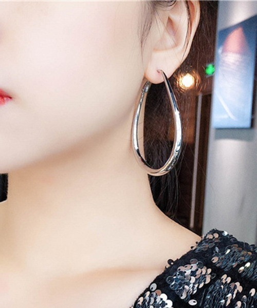 Miniministore(ミニミニストア)の「ピアス 水滴形ピアス 韓国風 耳飾り(ピアス(両耳用)・レディース・シルバー/ゴールド・FREE)」の2枚目の写真