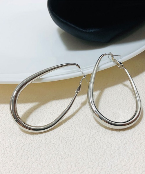 Miniministore(ミニミニストア)の「ピアス 水滴形ピアス 韓国風 耳飾り(ピアス(両耳用)・レディース・シルバー/ゴールド・FREE)」の3枚目の写真