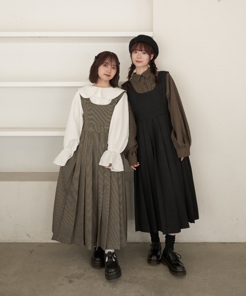 INTER FACTORY(インターファクトリー)の「mero - 前後2wayプリーツジャンパースカート made in INTER FACTORY(ジャンパースカート・レディース・ブラック/ブラウン・FREE)」の5枚目の写真