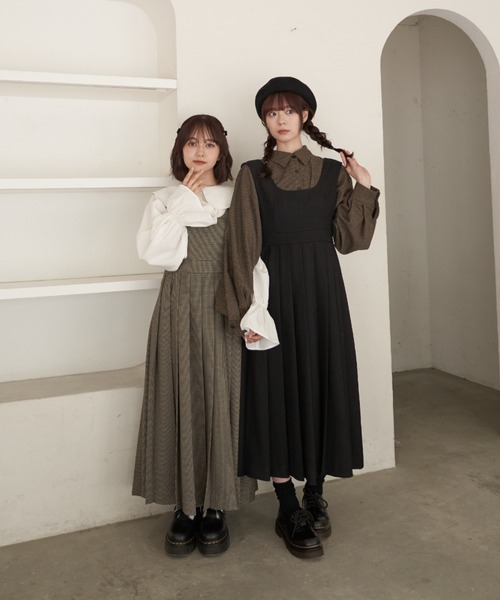 INTER FACTORY(インターファクトリー)の「mero - 前後2wayプリーツジャンパースカート made in INTER FACTORY(ジャンパースカート・レディース・ブラック/ブラウン・FREE)」の6枚目の写真