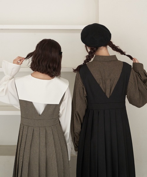 INTER FACTORY(インターファクトリー)の「mero - 前後2wayプリーツジャンパースカート made in INTER FACTORY(ジャンパースカート・レディース・ブラック/ブラウン・FREE)」の8枚目の写真