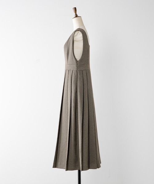 INTER FACTORY(インターファクトリー)の「mero - 前後2wayプリーツジャンパースカート made in INTER FACTORY(ジャンパースカート・レディース・ブラック/ブラウン・FREE)」の16枚目の写真