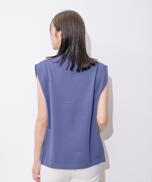Jayro(ジャイロ)の「脇タックノースリーブニットプルオーバー(Tシャツ/カットソー・レディース・ホワイト系その他/ホワイト系その他2/ブルー/ブラック・M)」の14枚目の写真