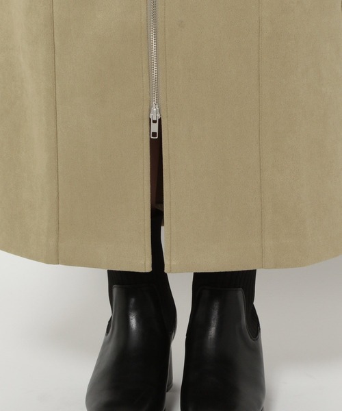 mysty woman(ミスティウーマン)の「スエードライクzipナロースカート 149762(スカート・レディース・グリーン/ベージュ/チャコールグレー・FREE)」の13枚目の写真