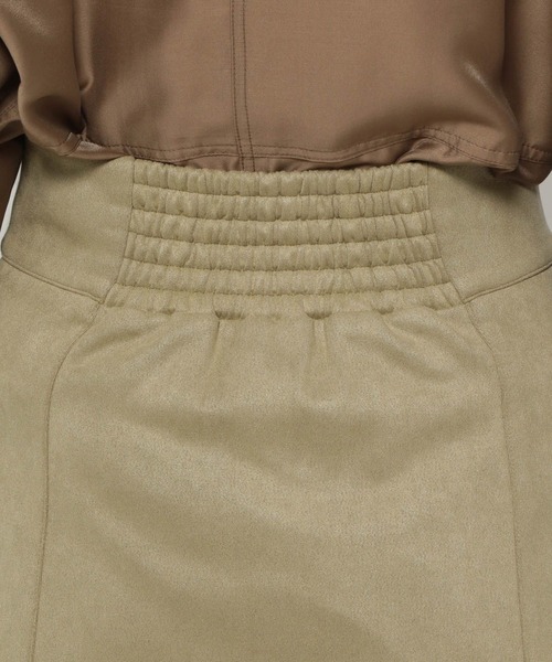 mysty woman(ミスティウーマン)の「スエードライクzipナロースカート 149762(スカート・レディース・グリーン/ベージュ/チャコールグレー・FREE)」の15枚目の写真