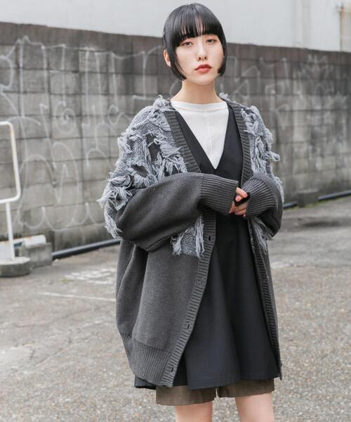 KBF（ケイビーエフ）の「ジャガードフリンジカーディガン（カーディガン/ボレロ・レディース・カーキ/ブラック/ブルー/アイボリー・ONE）」の18枚目の写真