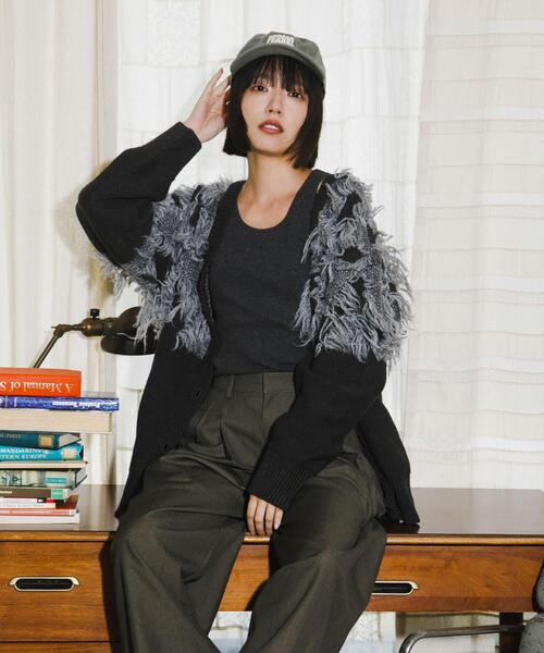 KBF（ケイビーエフ）の「ジャガードフリンジカーディガン（カーディガン/ボレロ・レディース・カーキ/ブラック/ブルー/アイボリー・ONE）」の10枚目の写真