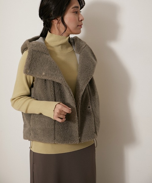 NERGY(ナージー)の「フェイクファーベスト(その他アウター・レディース・ホワイト/ベージュ系その他・FREE)」の17枚目の写真