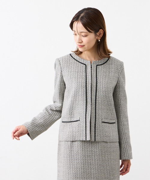 AIMER（エメ）の「リングツイードノーカラージャケット（ノーカラージャケット・レディース・ベージュ/グレー・MEDIUM/LARGE）」の9枚目の写真