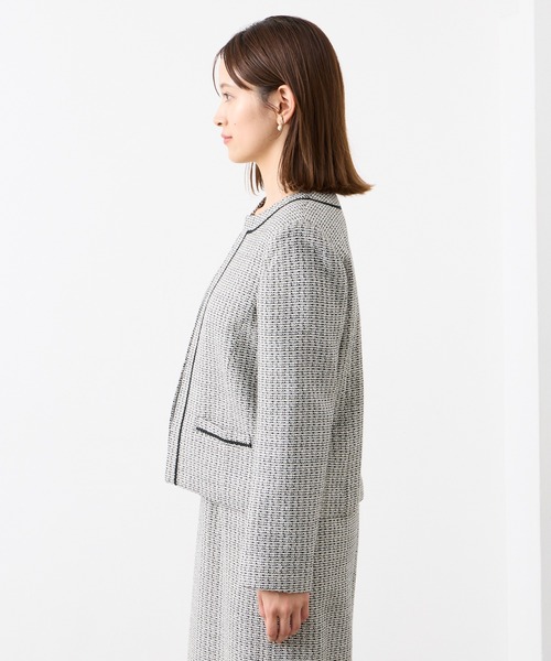 AIMER（エメ）の「リングツイードノーカラージャケット（ノーカラージャケット・レディース・ベージュ/グレー・MEDIUM/LARGE）」の12枚目の写真