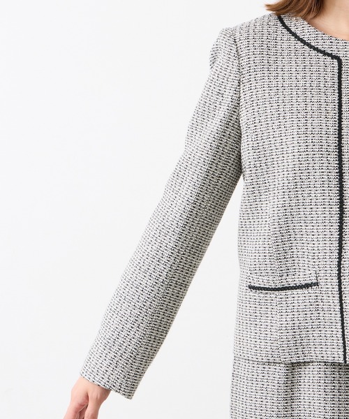 AIMER（エメ）の「リングツイードノーカラージャケット（ノーカラージャケット・レディース・ベージュ/グレー・MEDIUM/LARGE）」の16枚目の写真