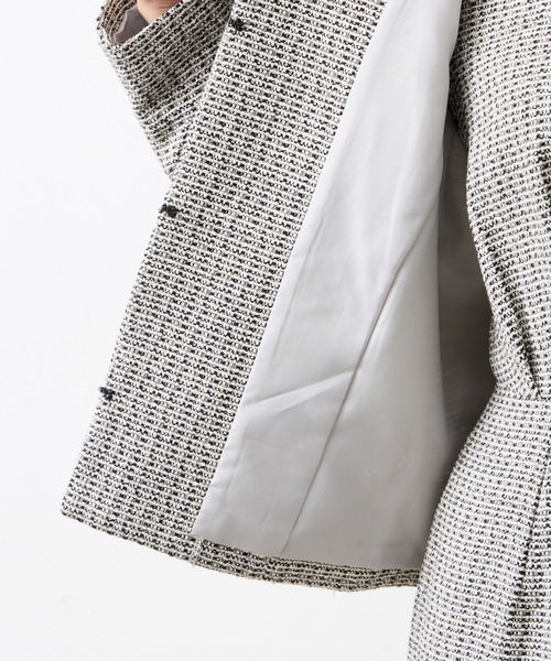 AIMER（エメ）の「リングツイードノーカラージャケット（ノーカラージャケット・レディース・ベージュ/グレー・MEDIUM/LARGE）」の22枚目の写真