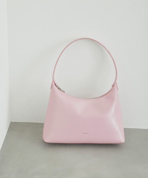 ADAM ET ROPE'(アダムエロペ)の「【STANDOIL(スタンドオイル)】 Plump Bag(ハンドバッグ・レディース・ブラック/ピンク/シルバー/クリーム・FREE)」の4枚目の写真