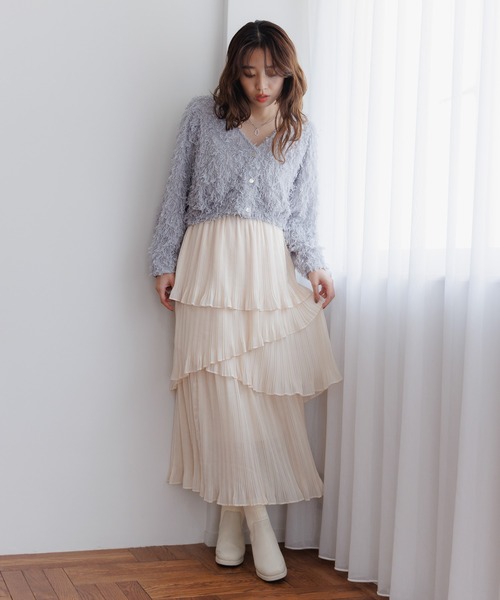 mysty woman(ミスティウーマン)の「フラッフィーVネックロングスリーブニット 232601(カーディガン/ボレロ・レディース・グレイッシュブルー/アイボリー/ブラック・FREE)」の5枚目の写真