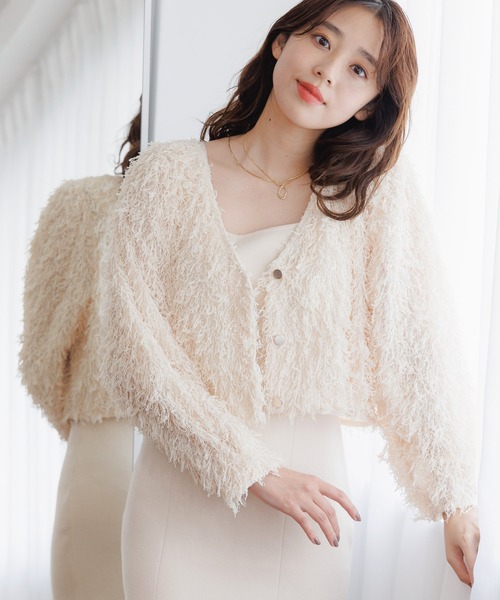 mysty woman(ミスティウーマン)の「フラッフィーVネックロングスリーブニット 232601(カーディガン/ボレロ・レディース・グレイッシュブルー/アイボリー/ブラック・FREE)」の8枚目の写真