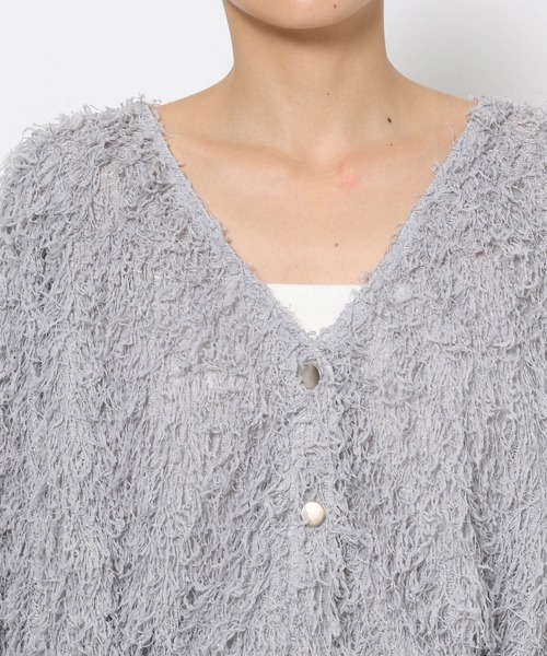 mysty woman(ミスティウーマン)の「フラッフィーVネックロングスリーブニット 232601(カーディガン/ボレロ・レディース・グレイッシュブルー/アイボリー/ブラック・FREE)」の14枚目の写真