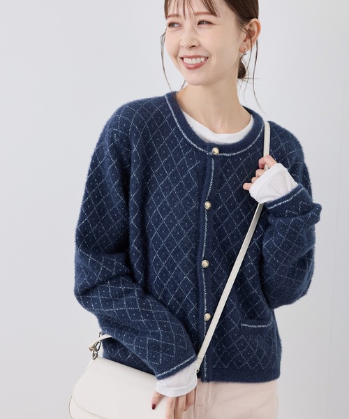 ROPE' PICNIC(ロペピクニック)の「金ボタンフェザーラメニットカーディガン(カーディガン/ボレロ・レディース・イエロー系その他3/キナリ/ブルー系その他・38)」の3枚目の写真