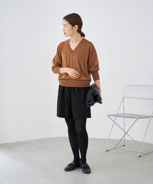 IENA(イエナ)の「ウォッシャブルウールショートパンツ(その他パンツ・レディース・チャコールグレー/ブラック・36/38)」の22枚目の写真