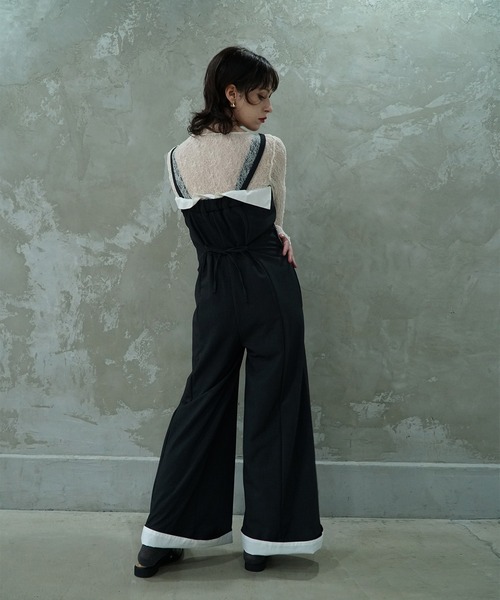 aimoha（アイモハ）の「【moyo】ロールアップデザインロンパース（サロペット/オーバーオール・レディース・ブラック/ダークグレー・SMALL/MEDIUM）」の6枚目の写真