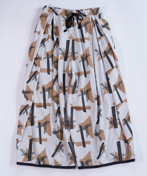 sneeuw(スニュウ)の「コンポジションドローパンツ(その他パンツ・レディース・ライトグレー/ベージュ・ONESIZE)」の5枚目の写真