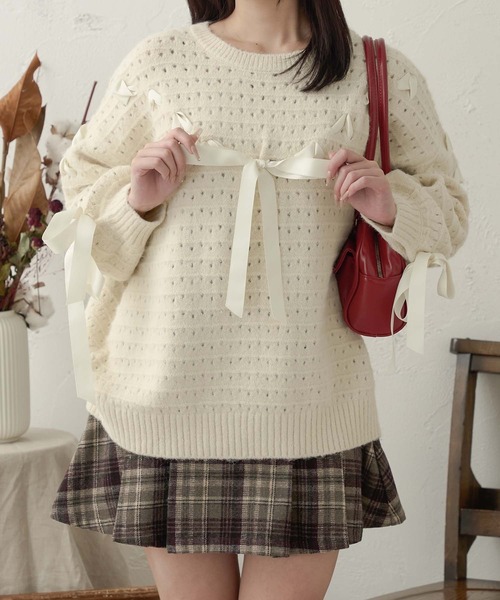 Ambre Neige（アンブルネージュ）の「lace up ribbon knit