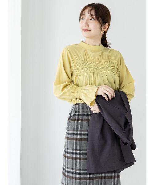Te chichi TERRASSE(テチチテラス)の「シャーリングブラウス(シャツ/ブラウス・レディース・オフホワイト/イエロー/ブラック・F)」の18枚目の写真