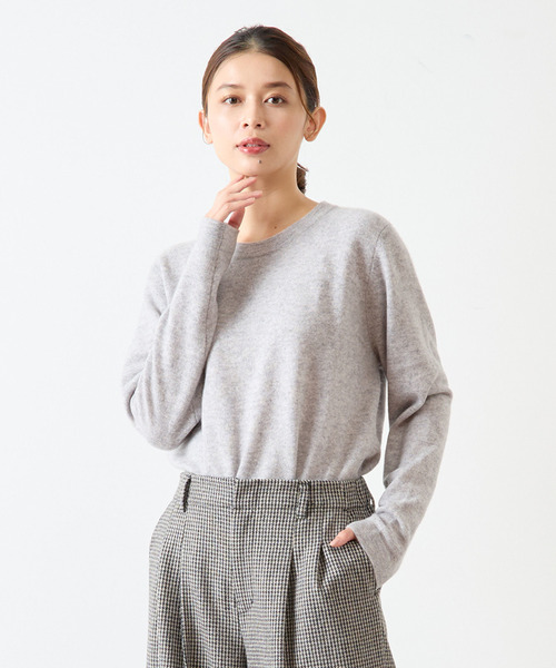 Lourmarin（ルールマラン）の「【LOURMARIN】カシミヤクルーネックPO（ニット/セーター・レディース・オフホワイト/モカ/ラベンダー/ライトグレー・FREE）」の2枚目の写真