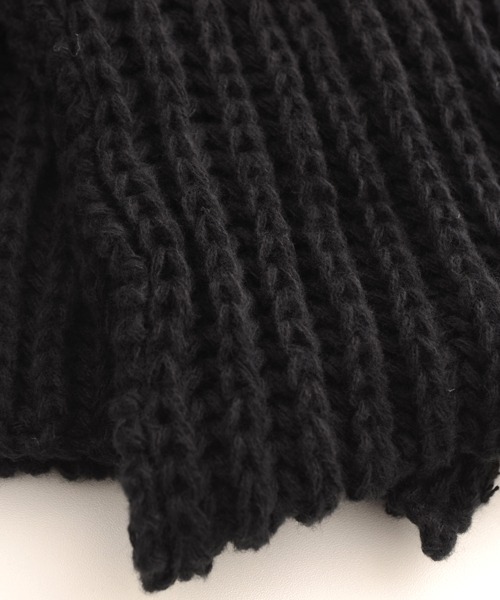 VIBGYOR Women(ヴィブジョー ウィメン)の「【urge select】リブ編み 無地 ローゲージ ニットマフラー(マフラー・レディース・オフホワイト/グレー/ブラック/ピンク/レッド/イエロー/ブラウン・FREE)」の9枚目の写真