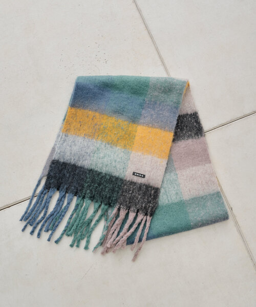 Chico（チコ）の「アソートチェックストール（マフラー・レディース・グレー/ブラウン/イエロー系その他2/ベージュ・FREE）」の7枚目の写真