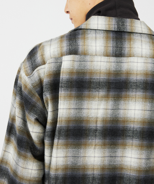 JOURNAL STANDARD relume（ジャーナルスタンダード　レリューム）の「レイヤードラウンド タートルネック ロングスリーブTシャツ（Tシャツ/カットソー・メンズ・チャコールグレー/ホワイト・MEDIUM/LARGE）」の20枚目の写真