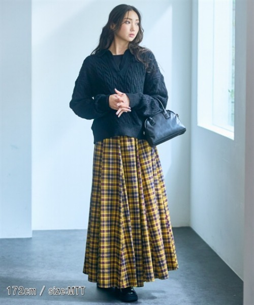 slattgir(スラットジール)の「高身長 スキッパー衿ケーブル編ニットプルオーバー(トールサイズ)Essenave(ニット/セーター・レディース・ブラウン/ブラック・5L/4L/3L/LL/L/M)」の12枚目の写真