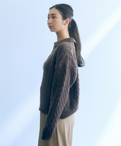 slattgir(スラットジール)の「高身長 スキッパー衿ケーブル編ニットプルオーバー(トールサイズ)Essenave(ニット/セーター・レディース・ブラウン/ブラック・5L/4L/3L/LL/L/M)」の3枚目の写真