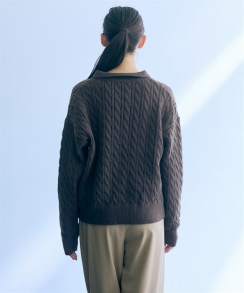 slattgir(スラットジール)の「高身長 スキッパー衿ケーブル編ニットプルオーバー(トールサイズ)Essenave(ニット/セーター・レディース・ブラウン/ブラック・5L/4L/3L/LL/L/M)」の4枚目の写真