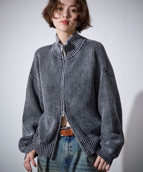 《UNISEX》ピグメントZIPニット(ニット/セーター)|PBLIM(ページボーイリム) 《UNISEX》ピグメントZIPニット(ニット/セーター)|PBLIM(ページボーイリム)