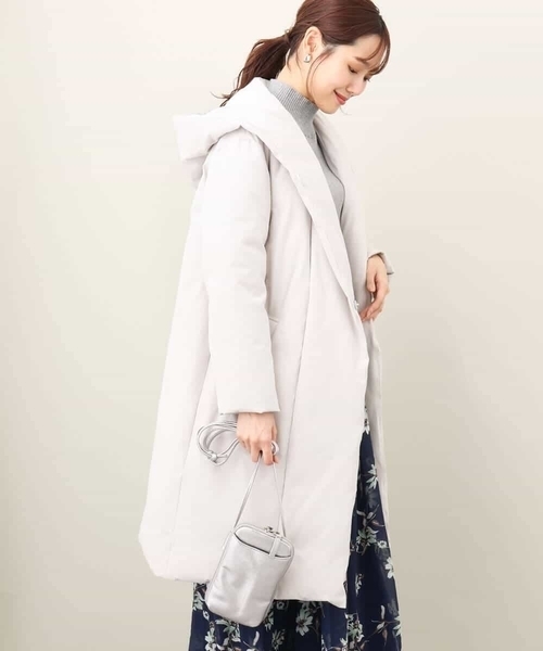 MK MICHEL KLEIN(エムケーミッシェルクラン)の「ロング丈シームレスダウンコート(ダウンジャケット/コート・レディース・ライトグレー/ブラック・38)」の21枚目の写真