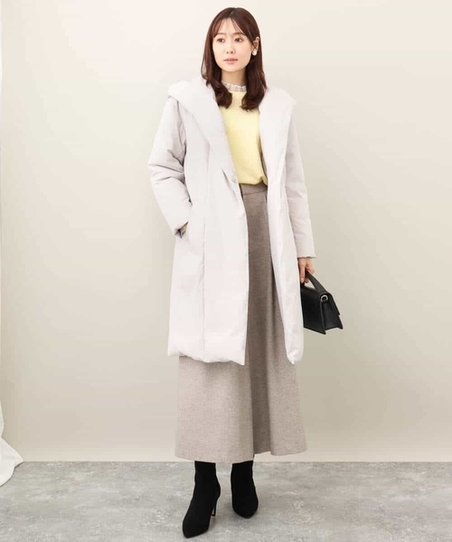 MK MICHEL KLEIN(エムケーミッシェルクラン)の「ロング丈シームレスダウンコート(ダウンジャケット/コート・レディース・ライトグレー/ブラック・38)」の13枚目の写真