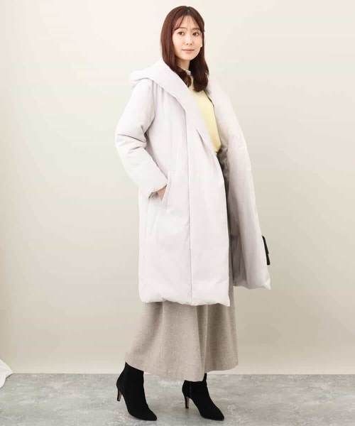 MK MICHEL KLEIN(エムケーミッシェルクラン)の「ロング丈シームレスダウンコート(ダウンジャケット/コート・レディース・ライトグレー/ブラック・38)」の14枚目の写真