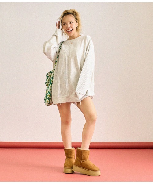 anap mimpi（アナップミンピ）の「ワッフル×裏毛スウェット 異素材 切り替え　トップス（スウェット・レディース・ダークグレー/モカ/キナリ・FREE）」の9枚目の写真