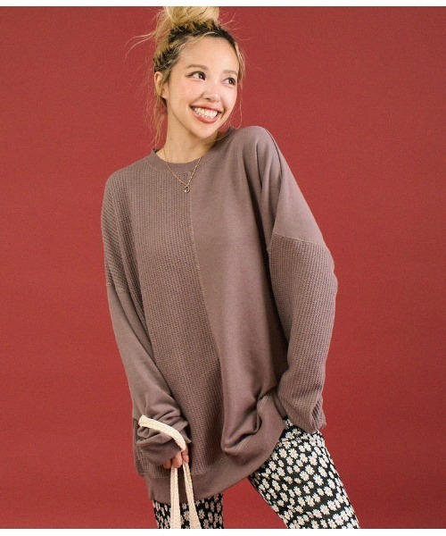 anap mimpi（アナップミンピ）の「ワッフル×裏毛スウェット 異素材 切り替え　トップス（スウェット・レディース・ダークグレー/モカ/キナリ・FREE）」の21枚目の写真