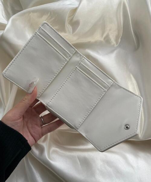 WEGO（ウィゴー）の「WEGO/メタルリボンレターフラップウォレット（財布・レディース・ホワイト/ブラック・FREE）」の7枚目の写真