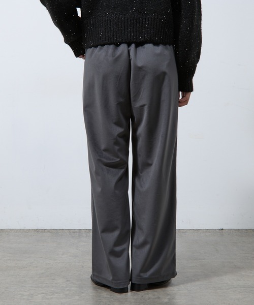 COLONY 2139（コロニートゥーワンスリーナイン）の「ベロアラメラインパンツ（その他パンツ・レディース・ブラック/チャコールグレー/ブラウン・FREE）」の22枚目の写真
